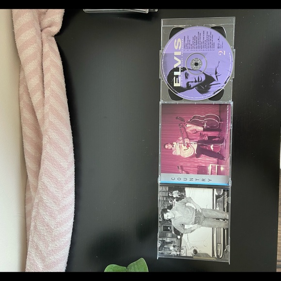 Authentic CD album Elvis Presley The county collection (2 disks) - Picture 7 of 8